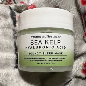 NWT Vitamins and Sea Beauty Sea Kelp + Hyaluronic Acid Bouncy Sleep Mask- 6 oz
